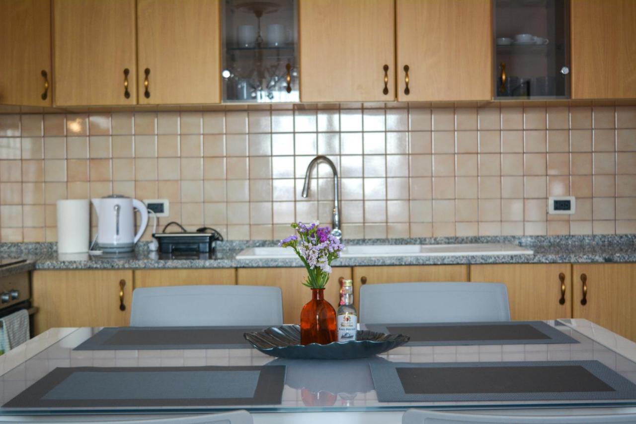 Chiara Lovely Apartment 티라나 외부 사진